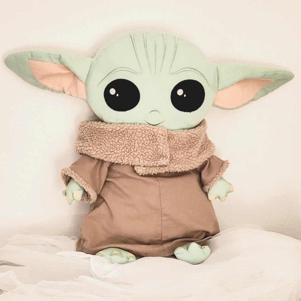 Star Wars Mandalorian The Child 20" Pillow Plush Grogu Baby Yoda